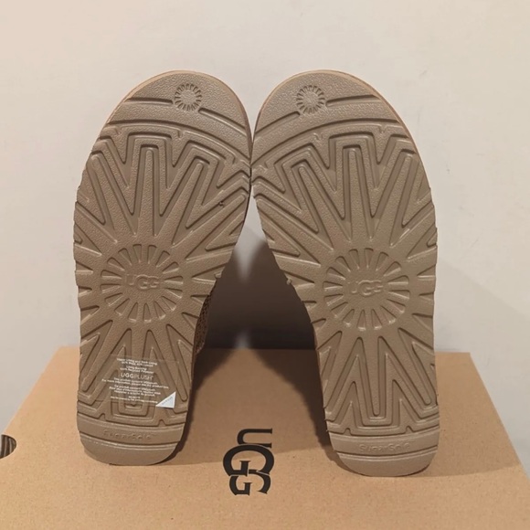 UGG BAILEY BOW MICRO CHEETAH BOOTS - Picture 5 of 11